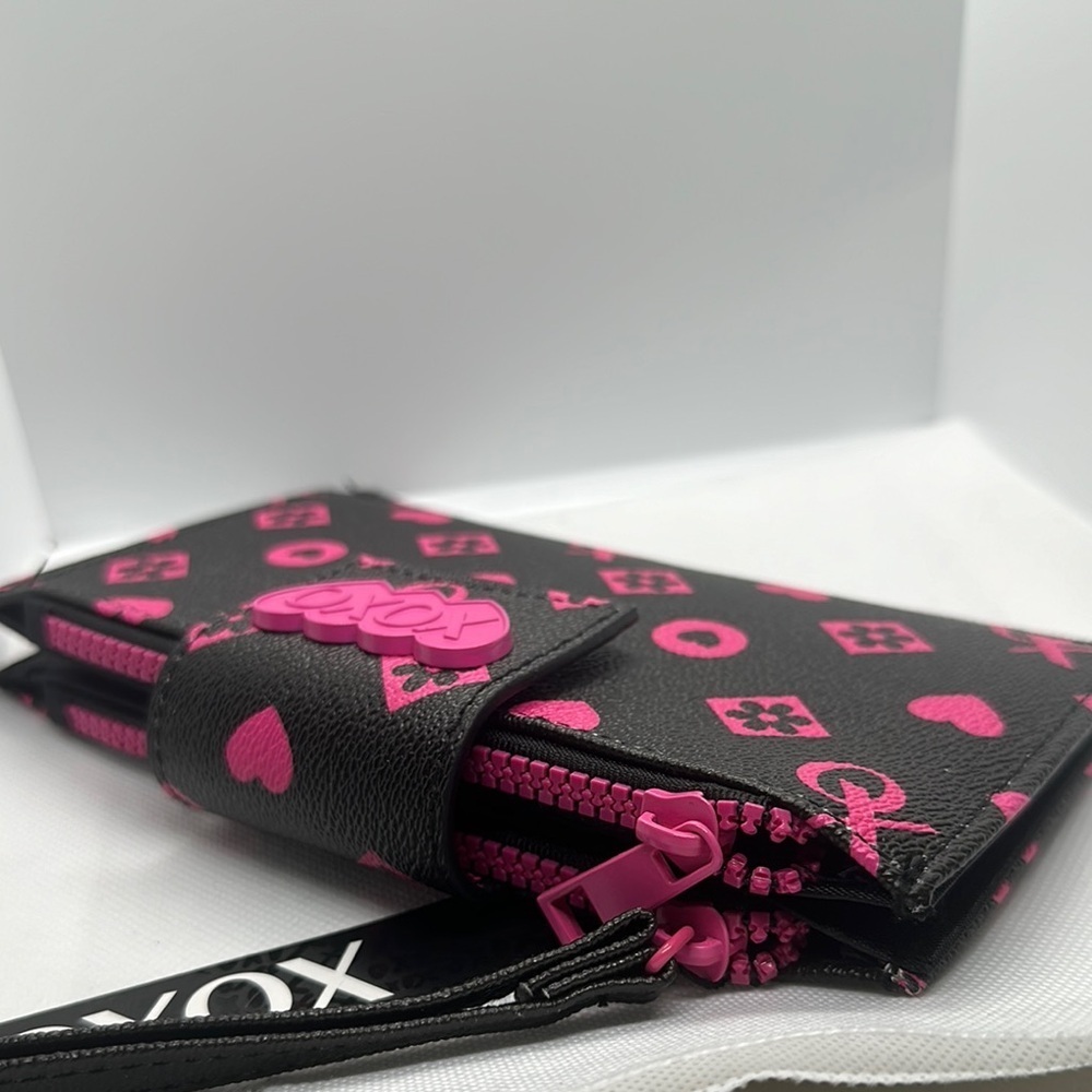 XOXO Black and Pink Geometric Wristlet Clutch - Picture 7 of 16